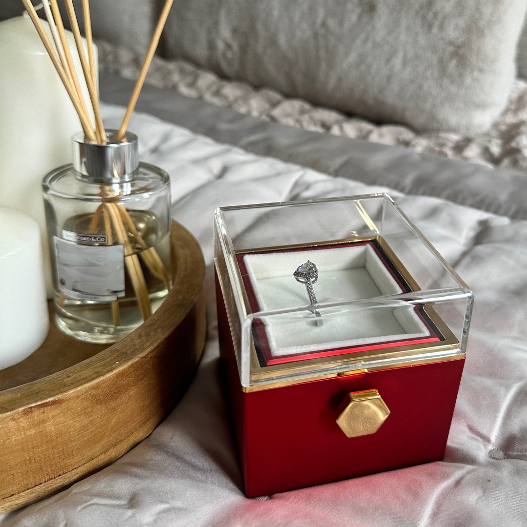 Eternal Rose Rotating Gift Box