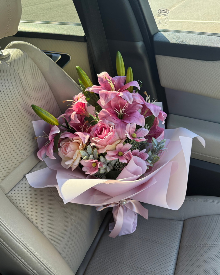 Forever Rose & Lilly Bouquet
