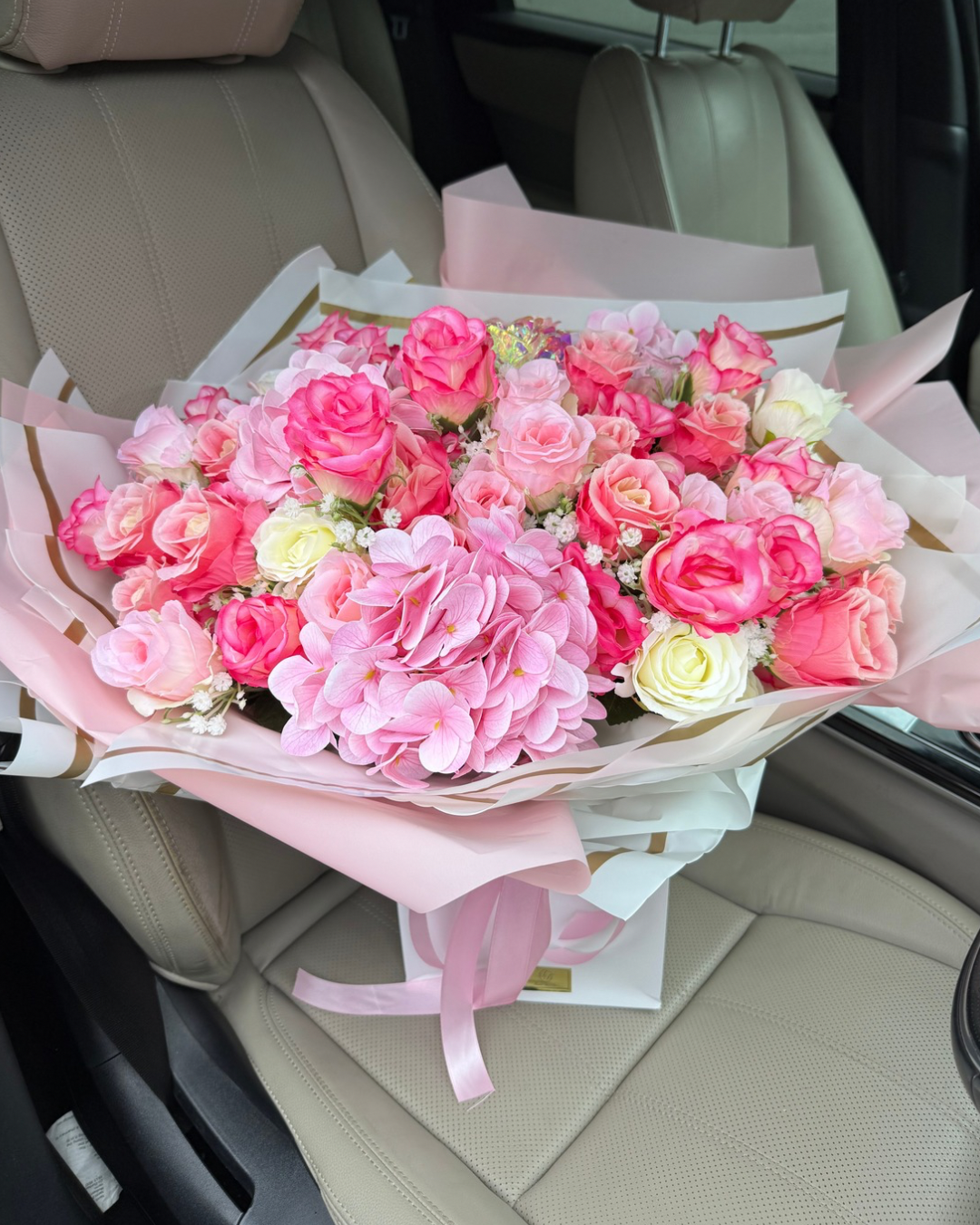 100 Mixed Pink Forever Bouquet